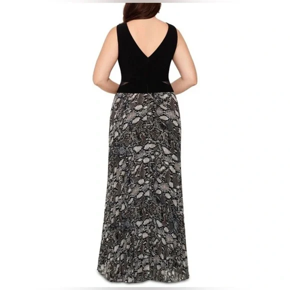 Xscape Women's Plus Size Snake-Print
Gown Beige Size 18W - Picture 2 of 7